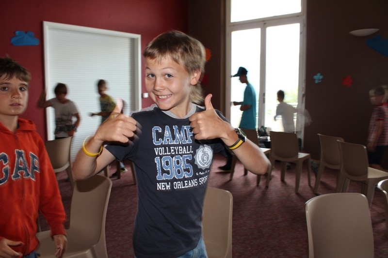 Village Camps International Summer Camp Leysin, Switzerland 2026-08-15 https://www.villagecamps.com/journals_admin/images/698-34-yellowevening (3).jpg